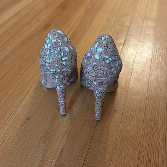 Shoes - Picture 3 of 5